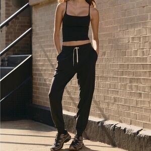 Vuori Performance Jogger